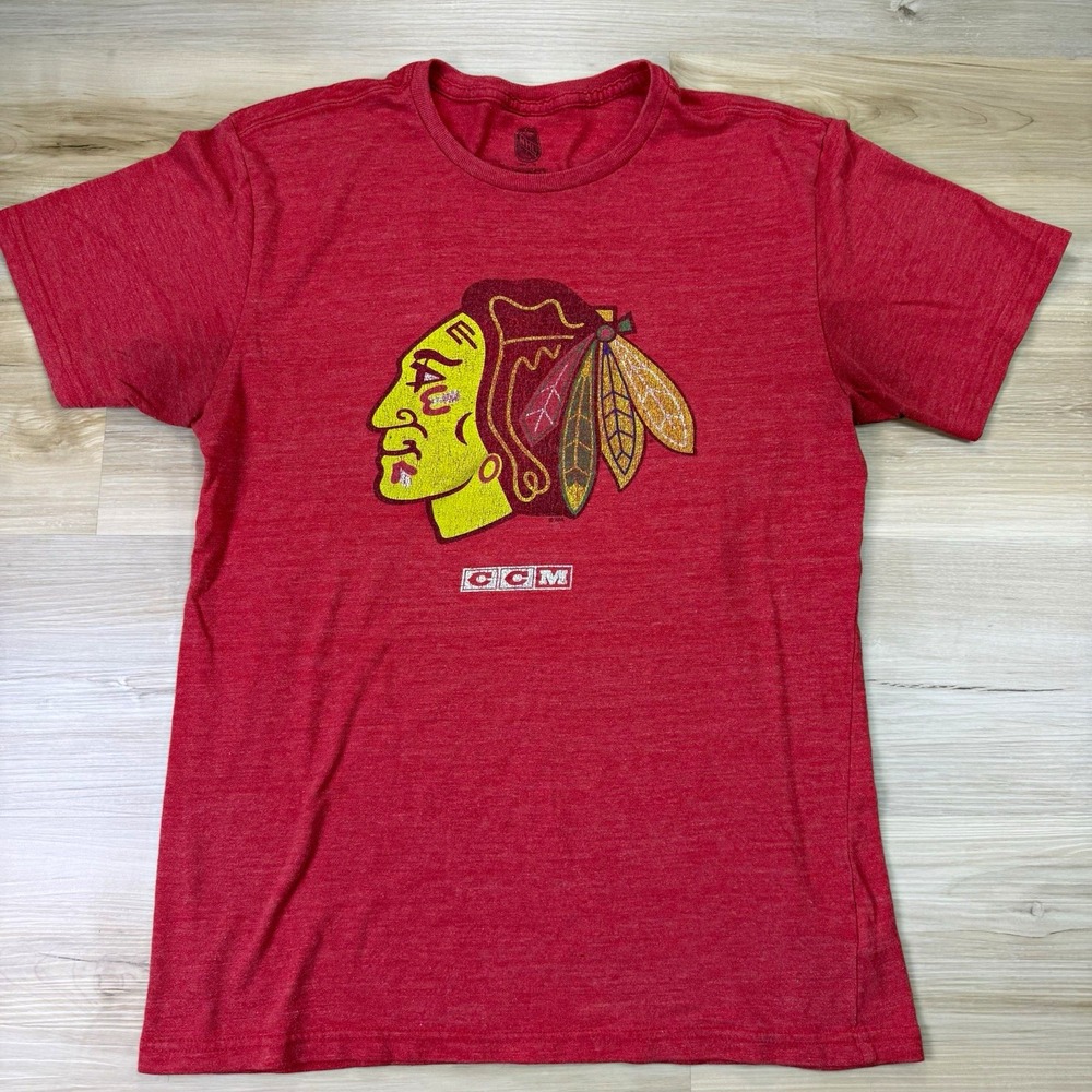 Chicago Blackhawks CCM Patrick Kane 88 T Shirt Mens Medium Red Distressed NHL